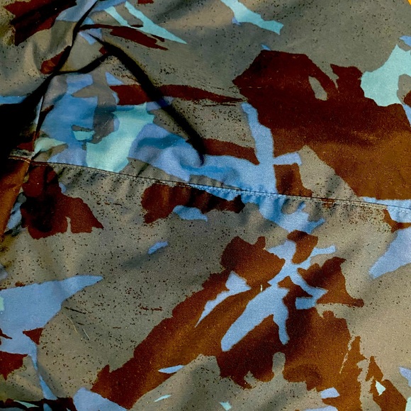 Boys 3 T Coat in great condition just outgrew the coat - Picture 3 of 3